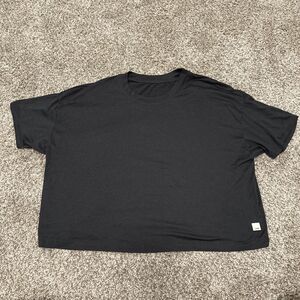 Vuori Energy Navy Blue Cropped Crewneck Short Sleeve T-Shirt Women’s Size Large